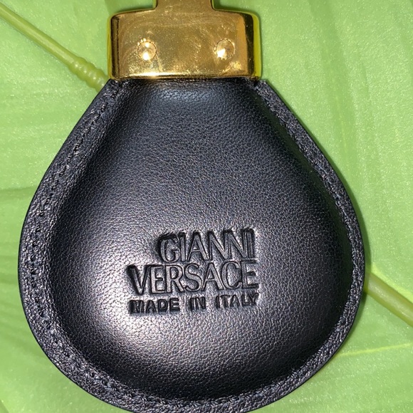 Versace Key Chain with Box - Picture 4 of 8
